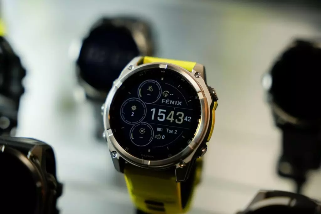 Garmin_fenix-8-sat-1024x683.jpg