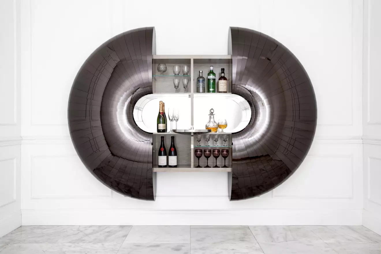 Urchin kabinet za vino Jake Phipps