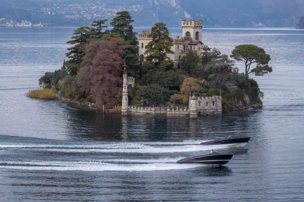 Riva Iseo Super u plovidbi