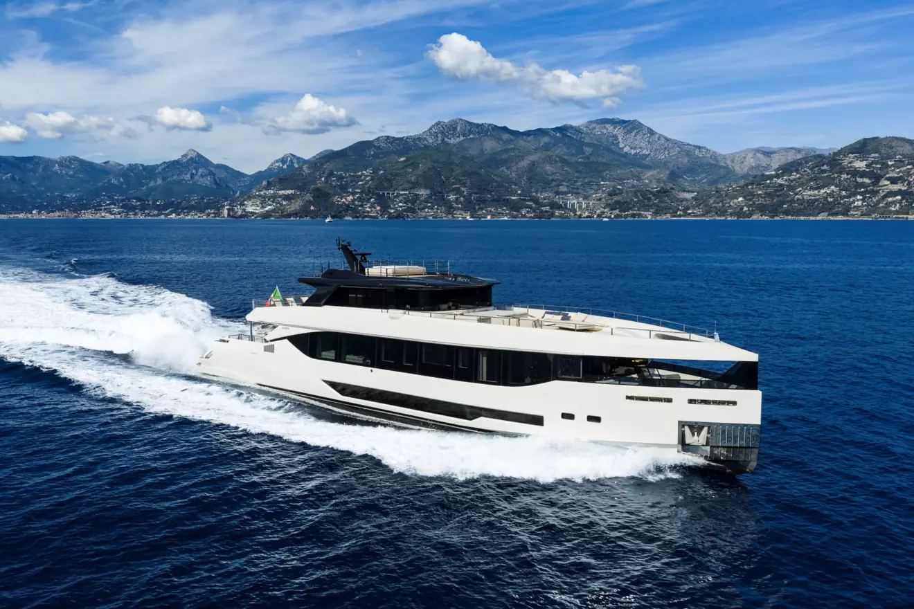 Maiora 36 Exuma - cruising.jpg