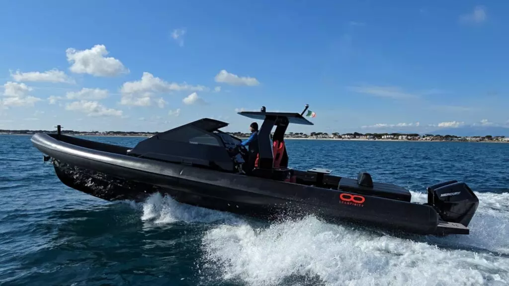 Seanfinity Yachts R4 maxi gumenjak