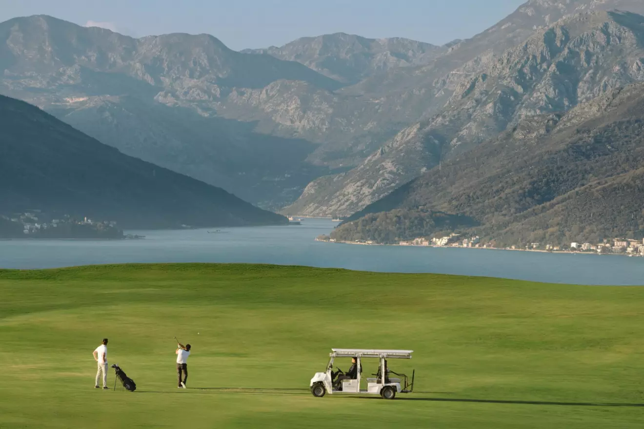 Lustica-Golf-1.jpg