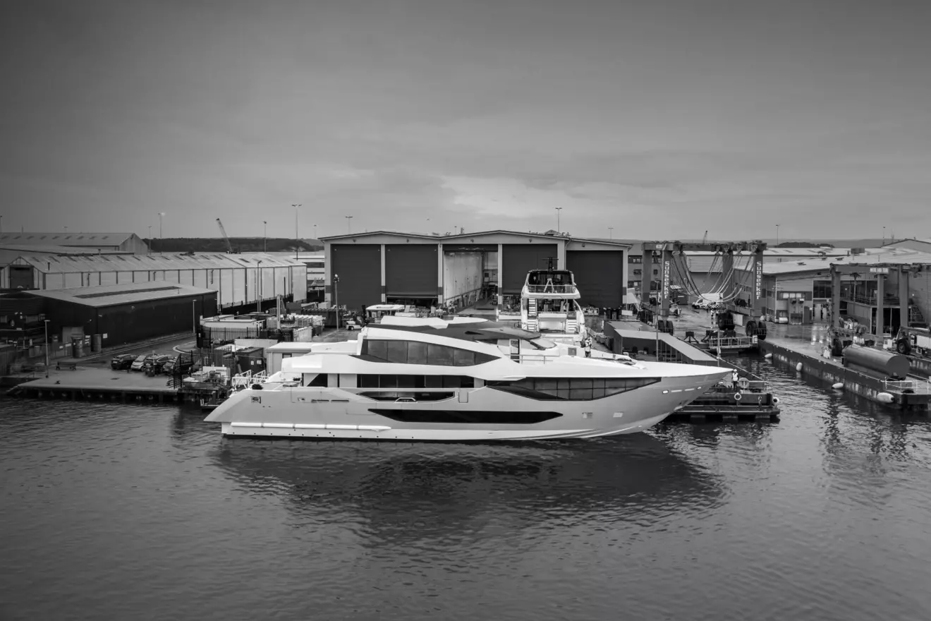 Sunseeker 134 - poole.jpg