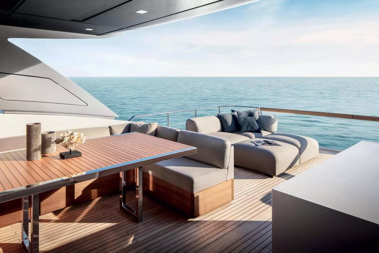 Sanlorenzo-SL90A-lounge-prostor-00.jpg