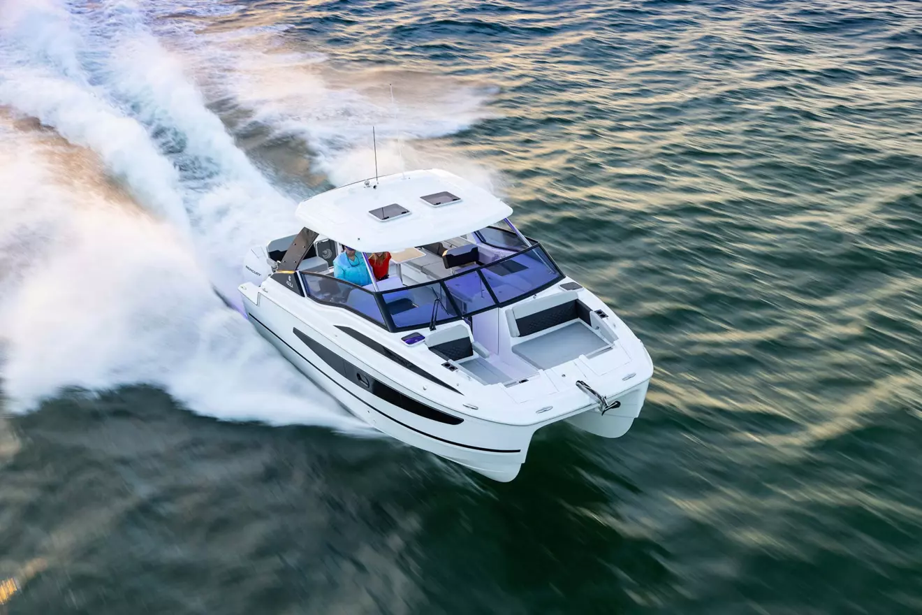 Aquila 32 Sport Catamaran