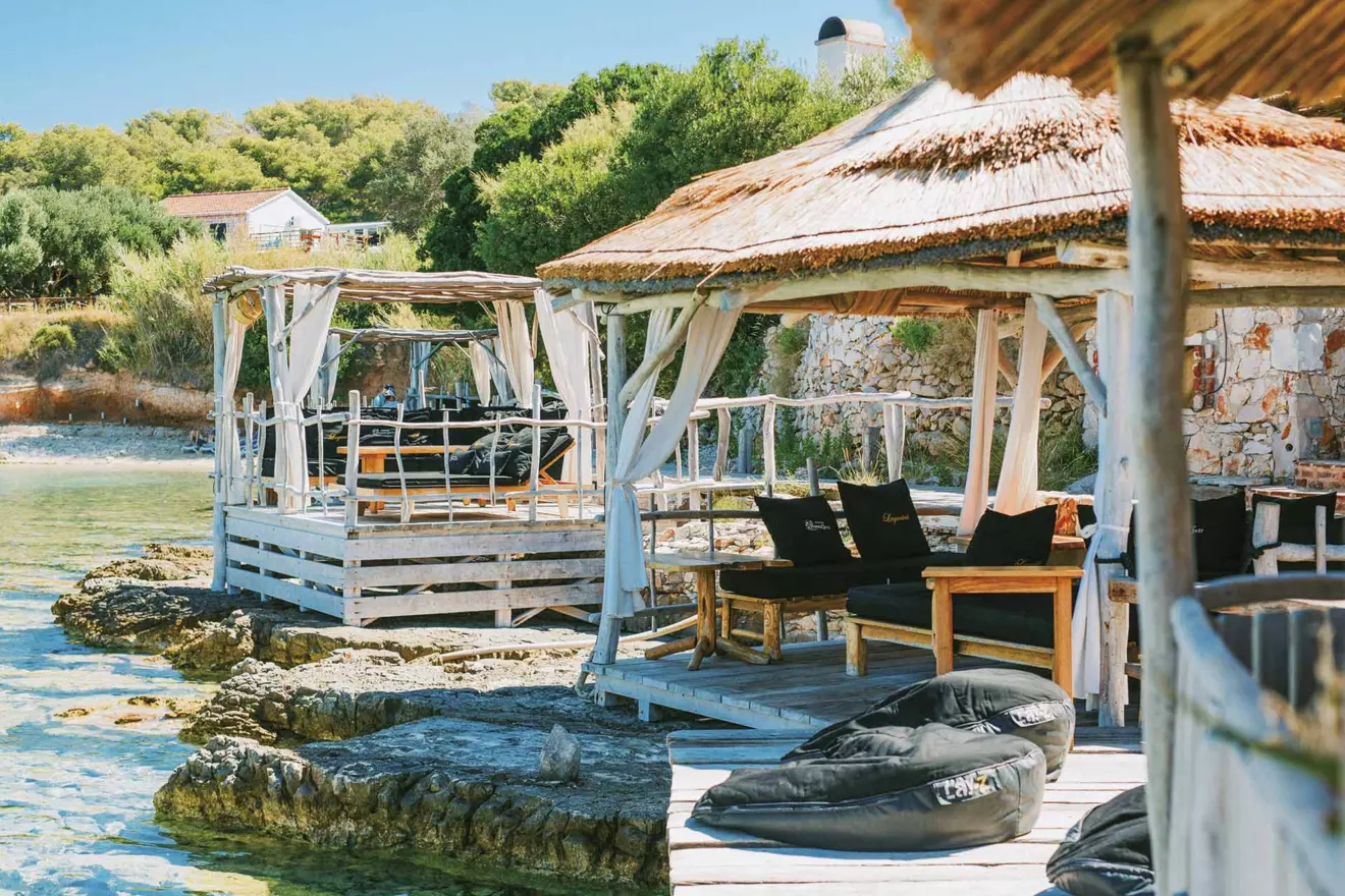 Beach bar Laganini Hvar