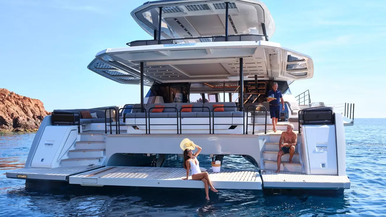 Luxury power catamaran Fountaine Pajot Power 80 beach club