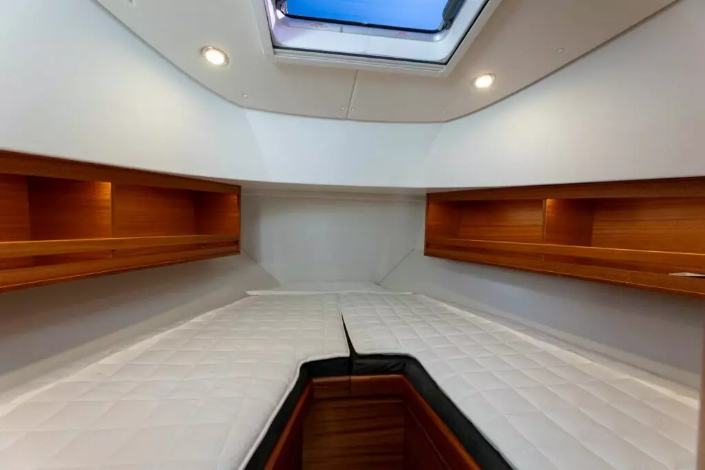 paragon 31 cabin pramčana kabina