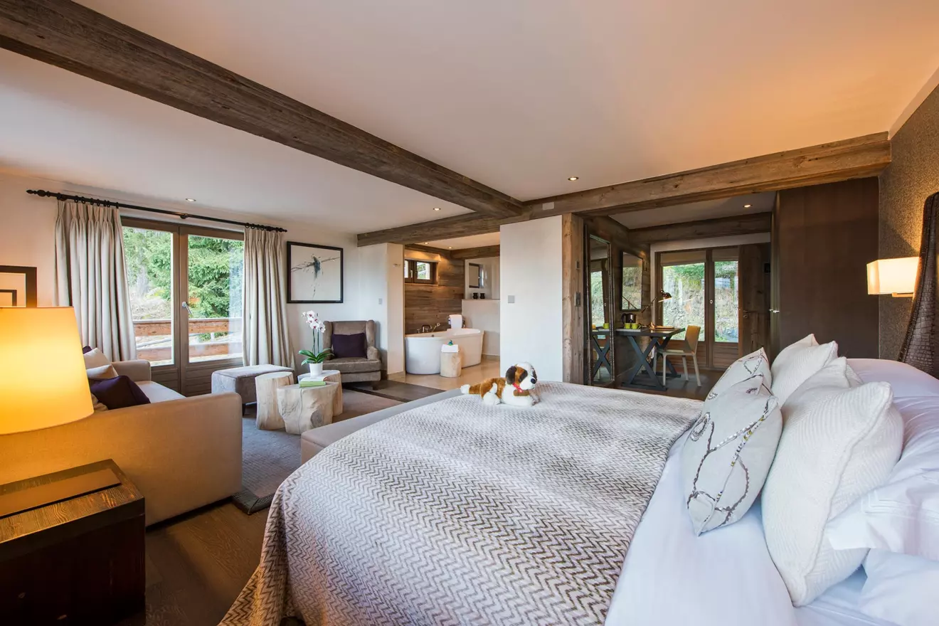 the-lodge-verbier-room-interior-switzerland-00.jpg