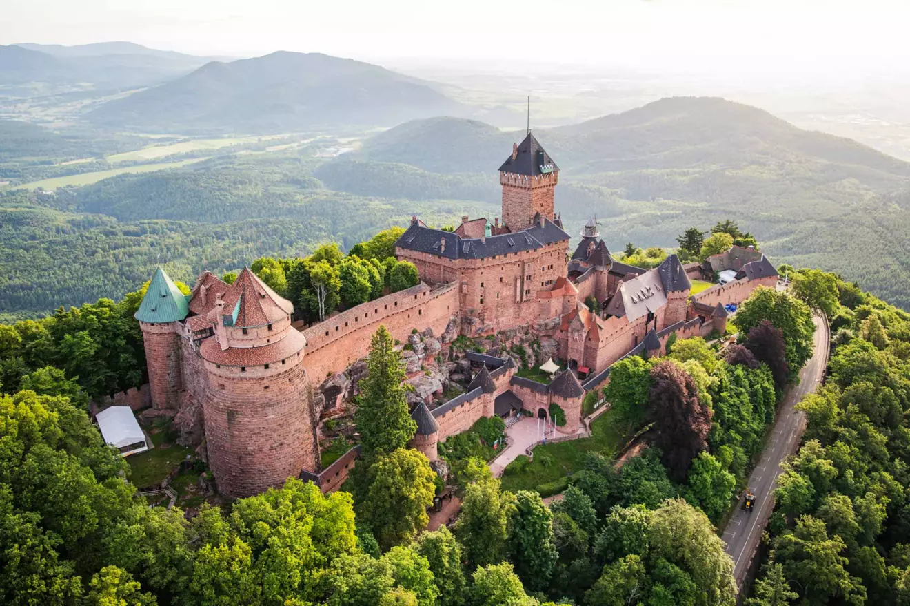 dvorac-Haut-Konigsbourg-colmar-salsbroug-00.jpg