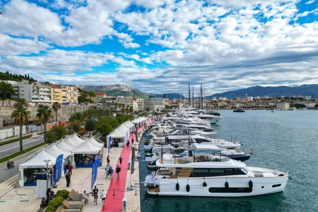 croya-yacht-show-split-jahte-1024x683.jpg