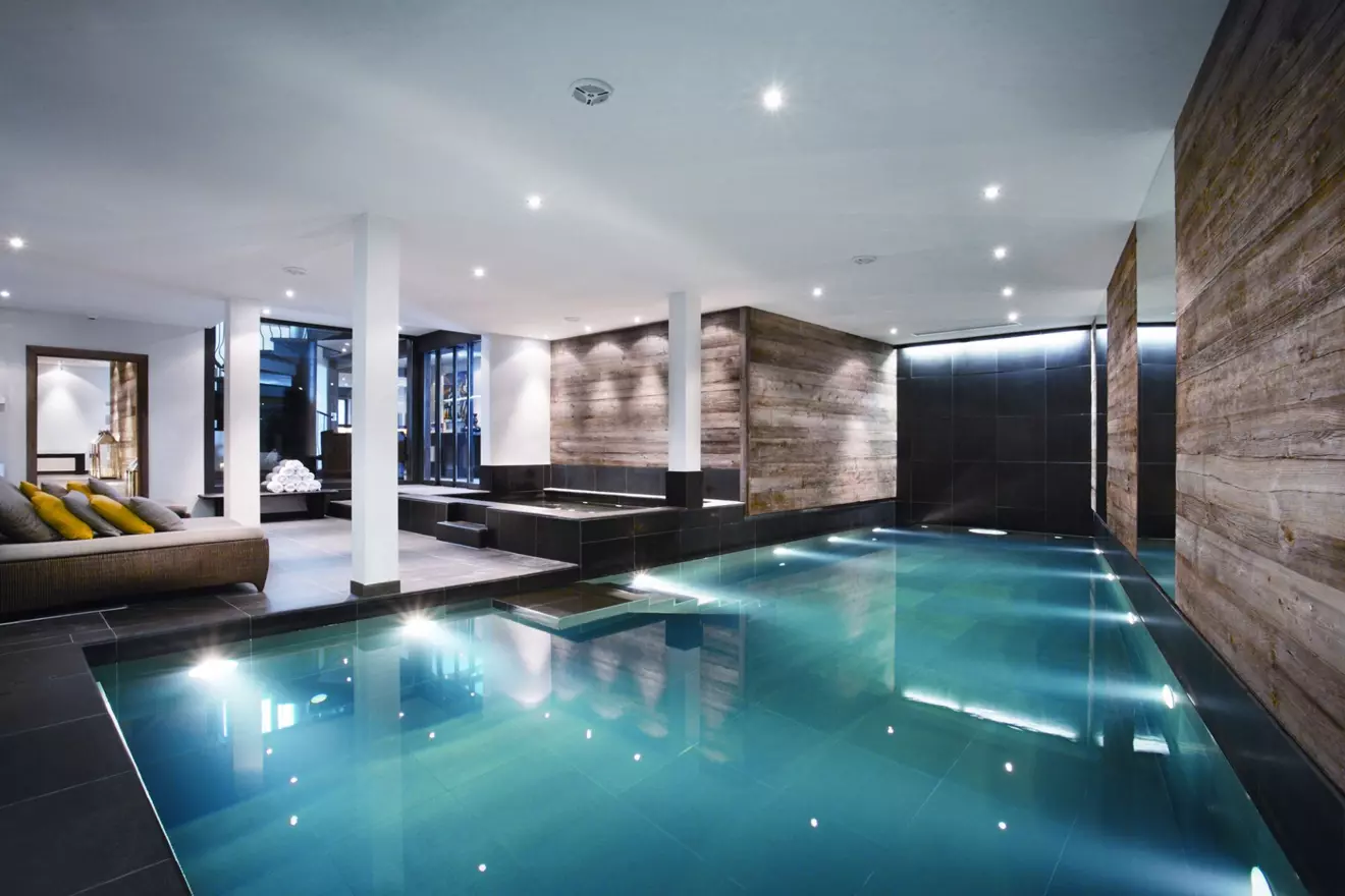 Lodge-Verbier-vanjski-bazen.jpg