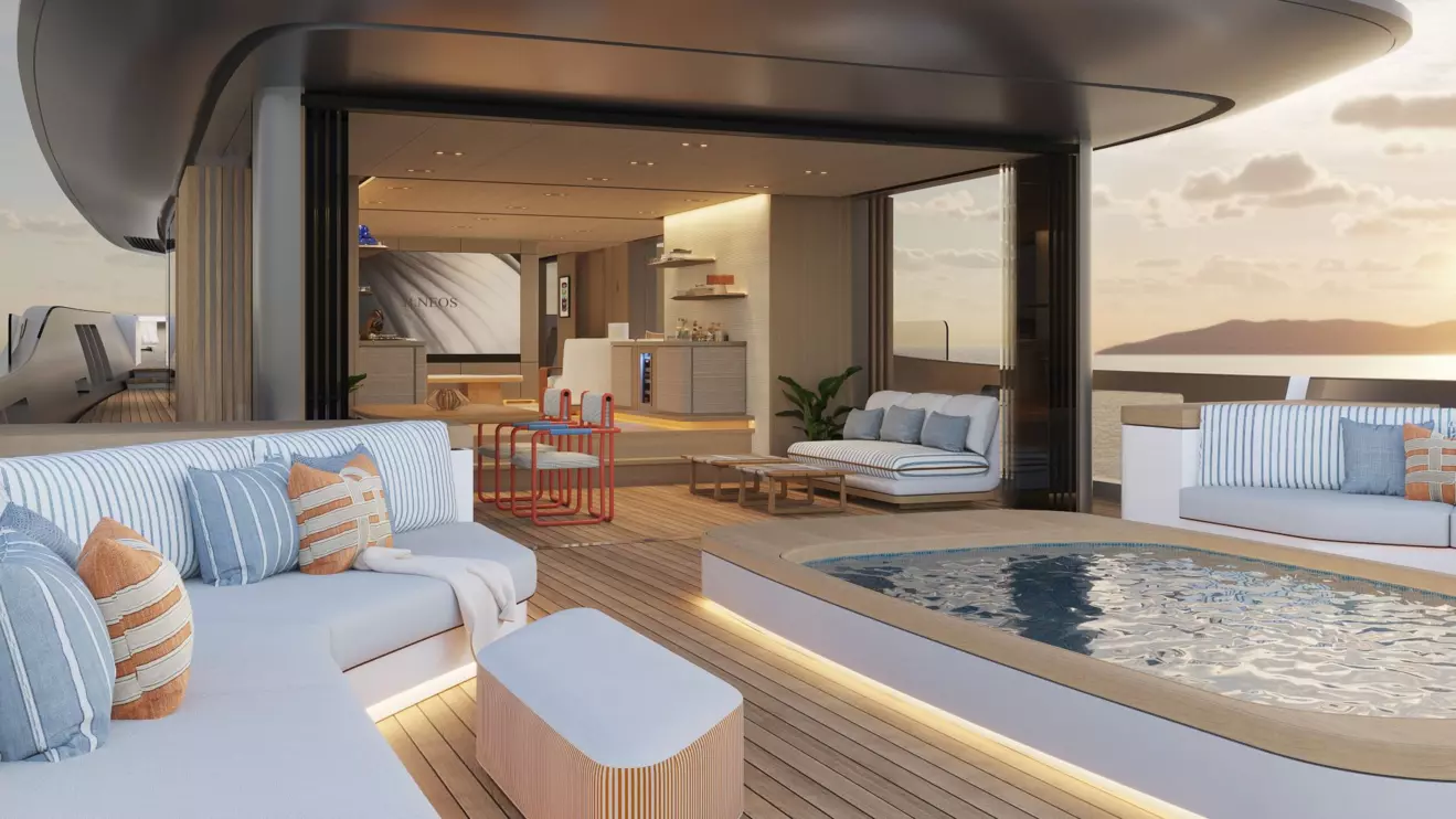 BENETTI B.NEOS - main deck aft.jpg