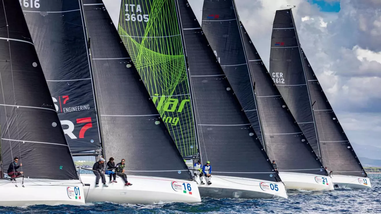 Swan-One-Design-Worlds-clubswan-36-racing-01.jpg