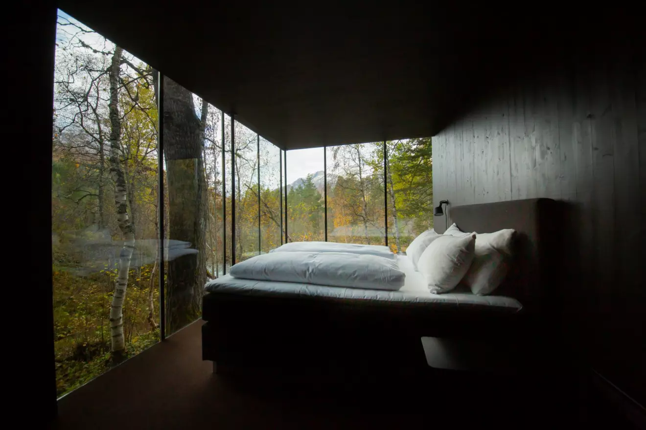 Juvet-Landscape-Hotel-2.jpg