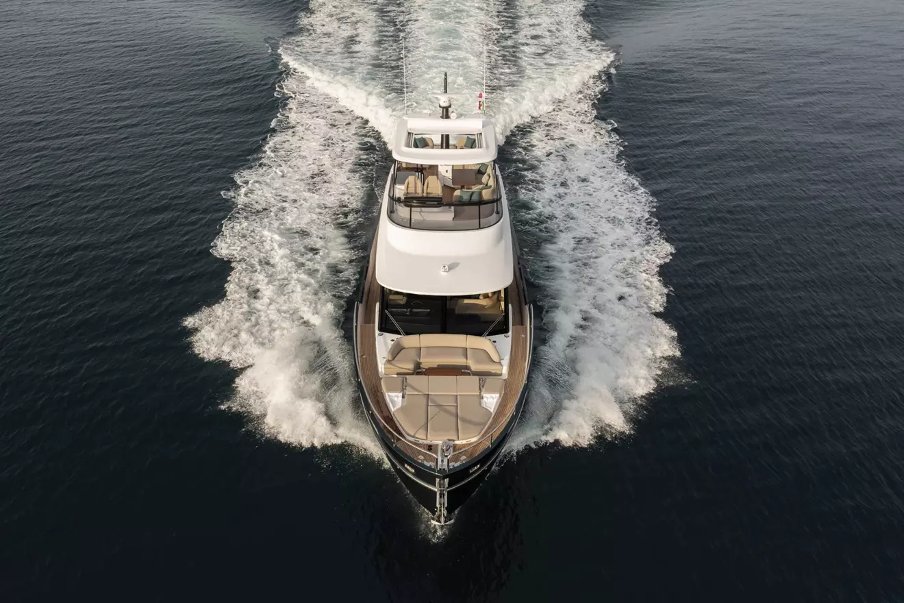 Azimut Magellano 60 u plovidbi