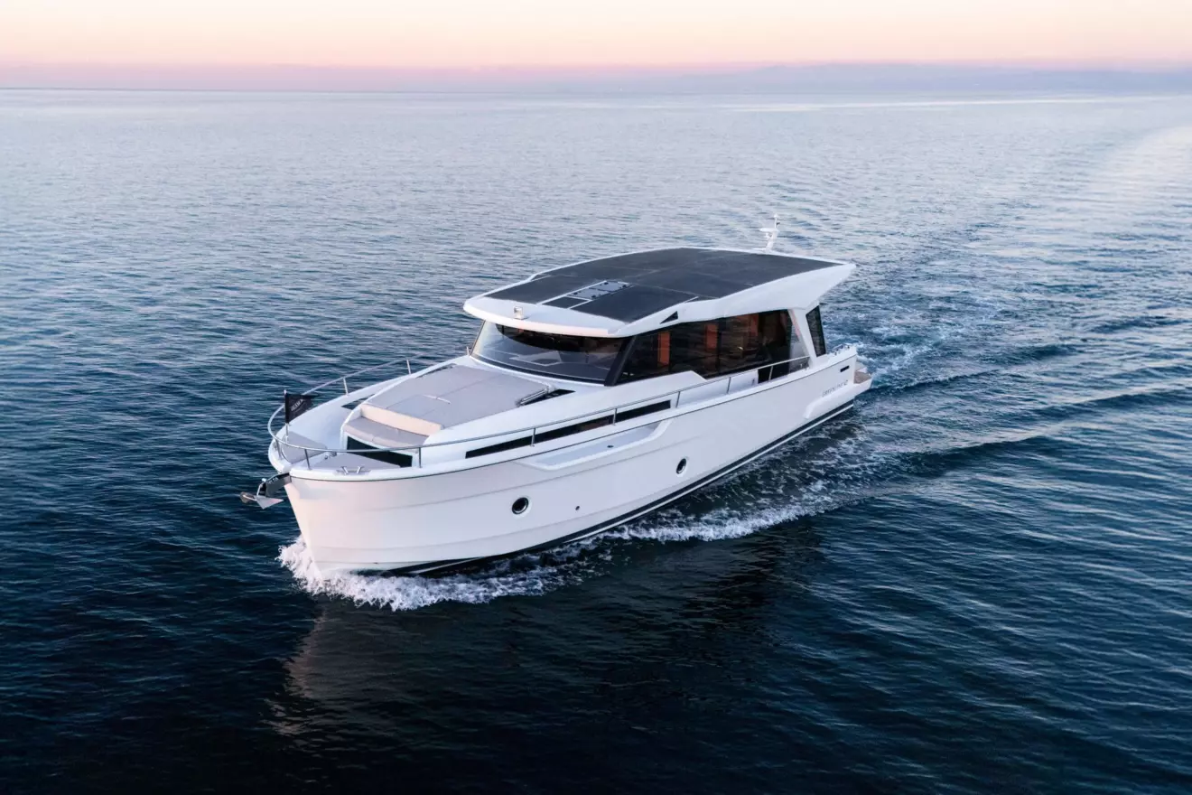 Greenline 42 - aerial side view.jpg