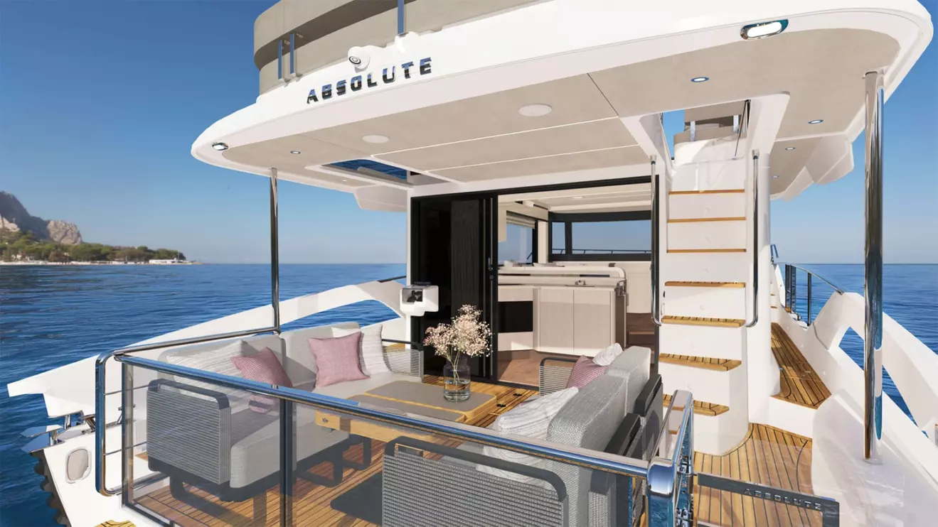 Absolute Navetta 50 - aft.jpg