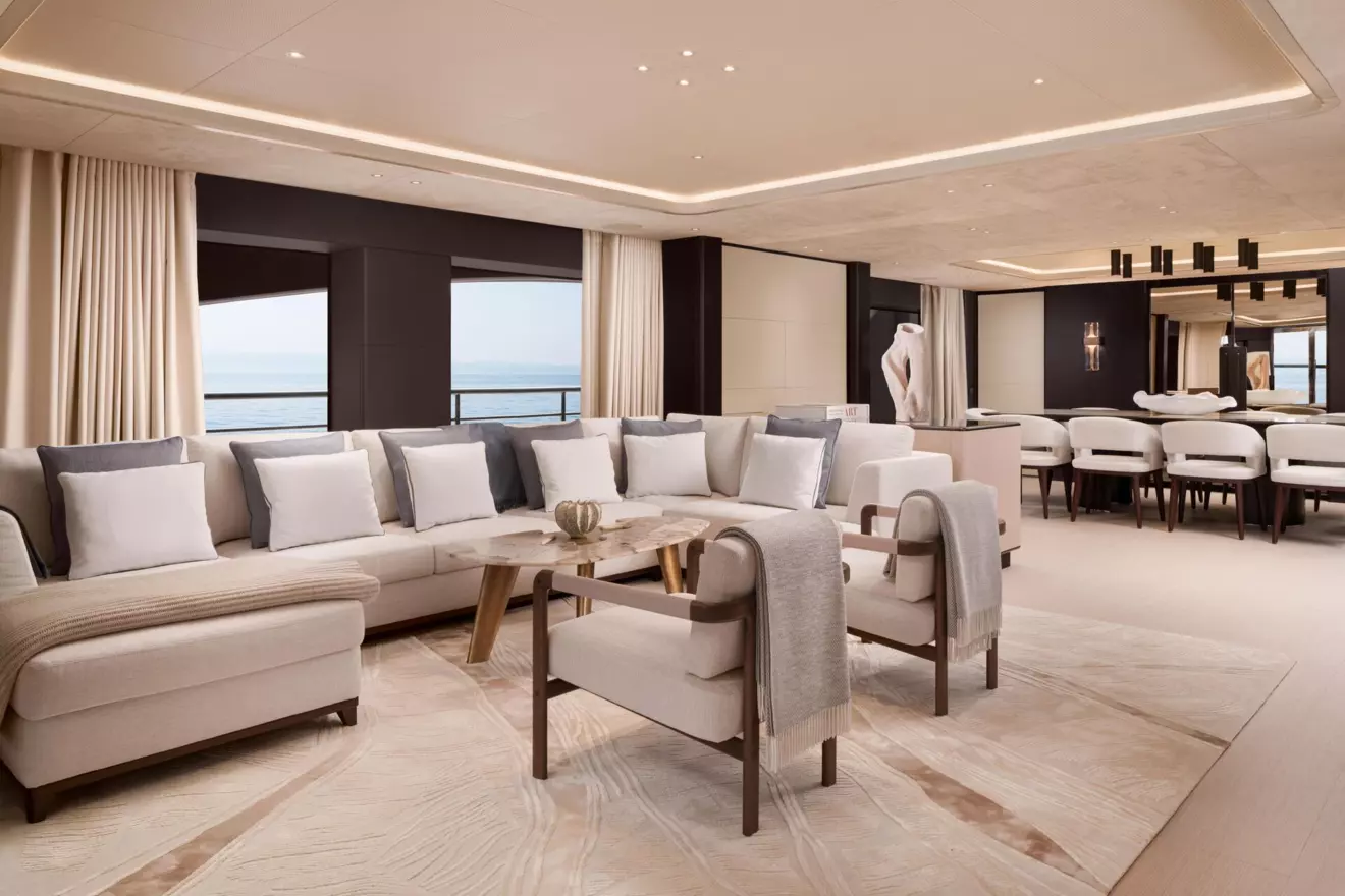 Glavni salon na B.now 50M