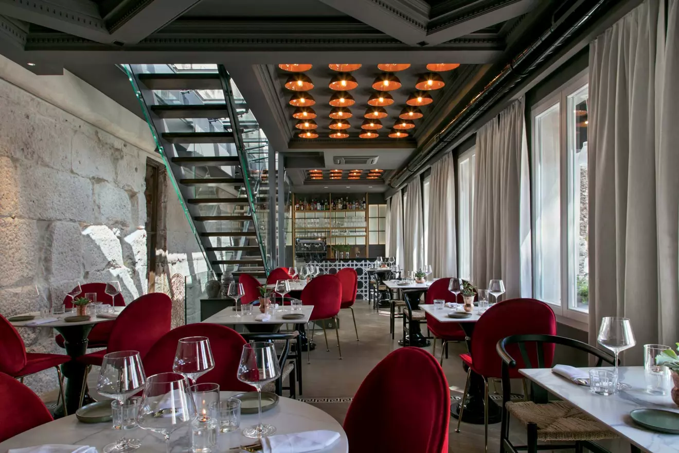 restaurant-zoi-interior-00.jpg