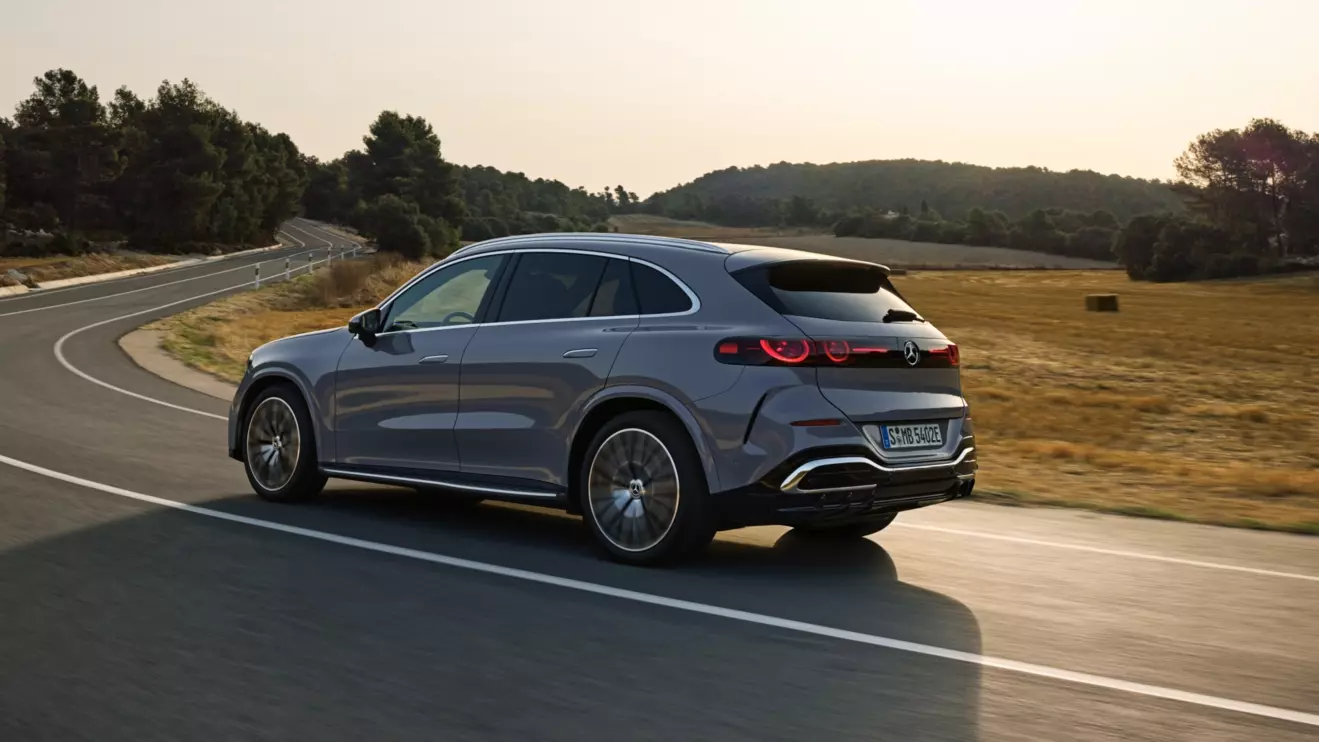 Mercedes-Benz GLC EQ-straznji dio.jpg
