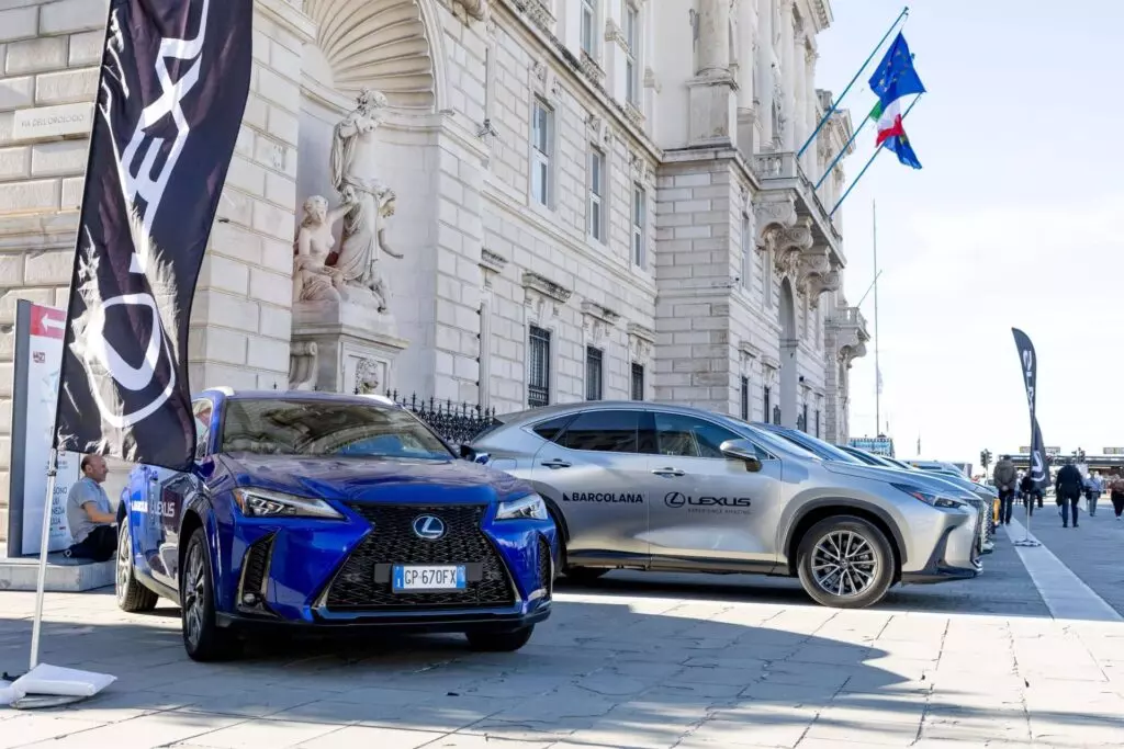 lexus-trst-piazza-unita-1024x683.jpg