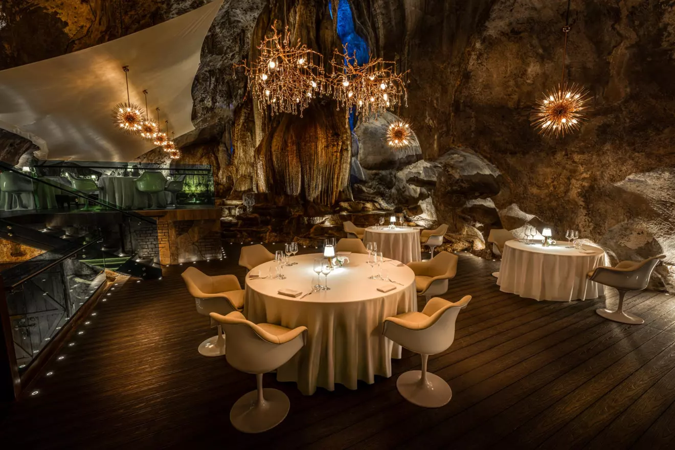 restoran Jeff&rsquo;s Cellar, malezija