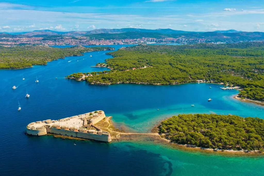 Kanal sv. Ante i tvrđava sv. Nikole