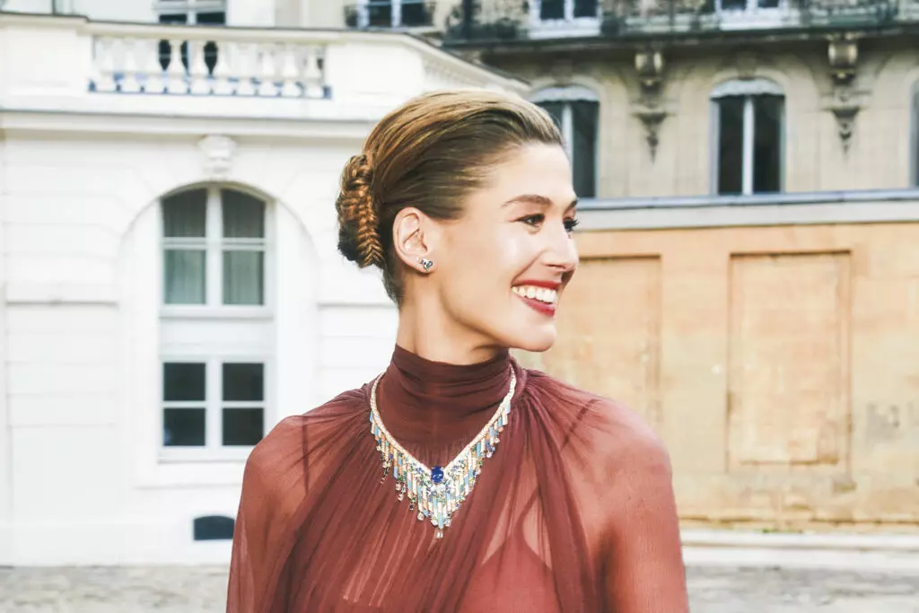 rosamund-pike-piaget-1024x683.jpg