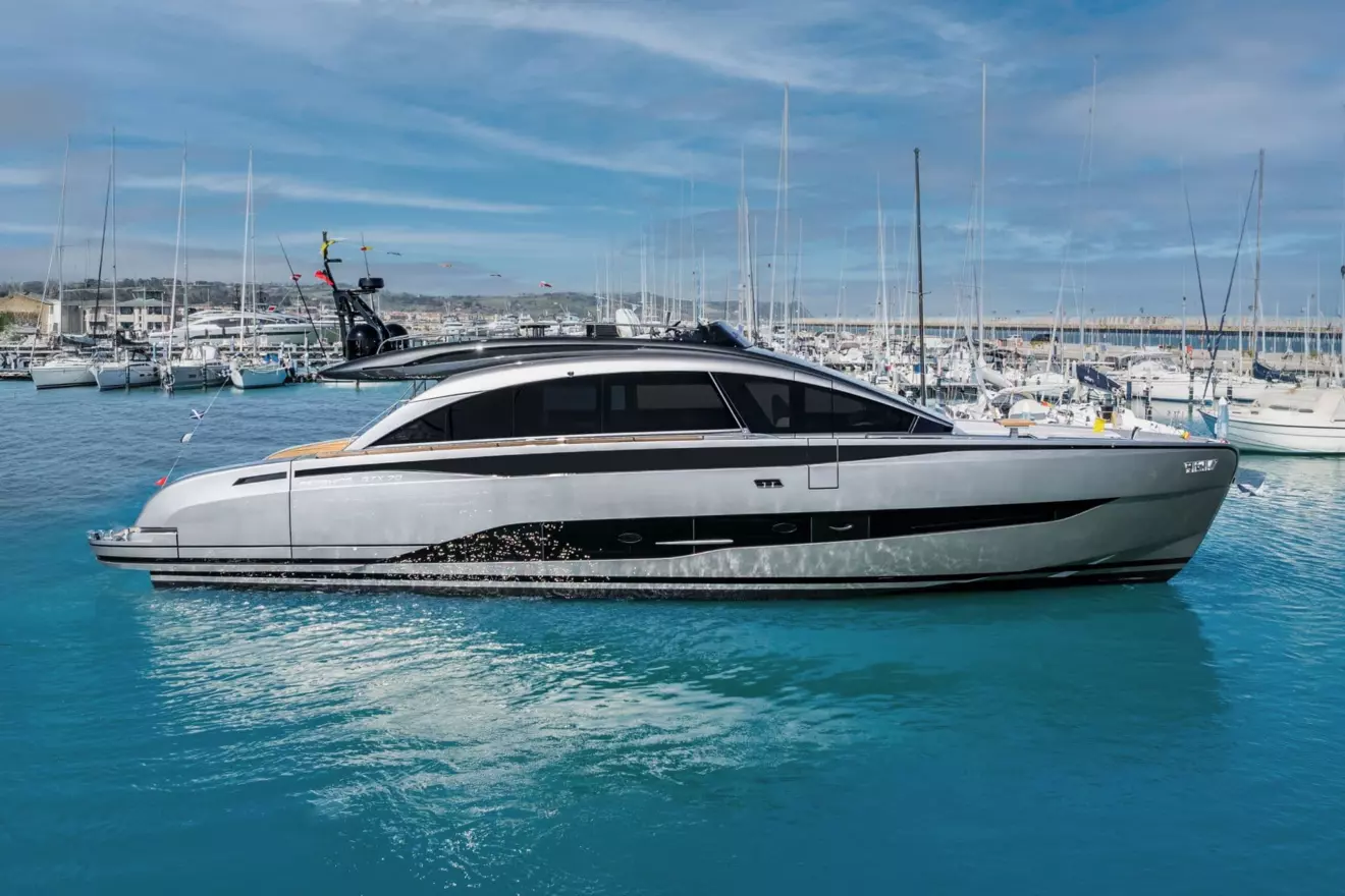 Pershing GTX70-7.jpg