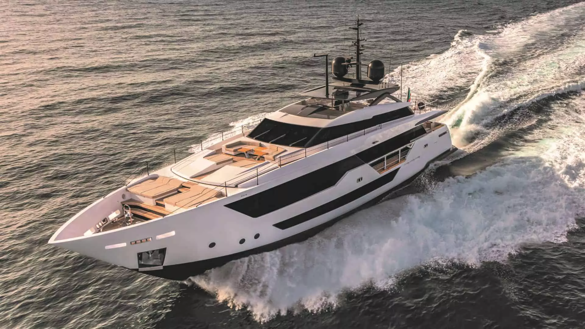 Custom Line 106 na testu: Leteća vila