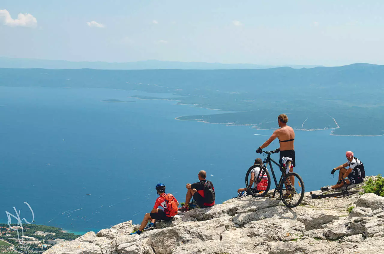 Biciklizam na Braču: S okusom soli