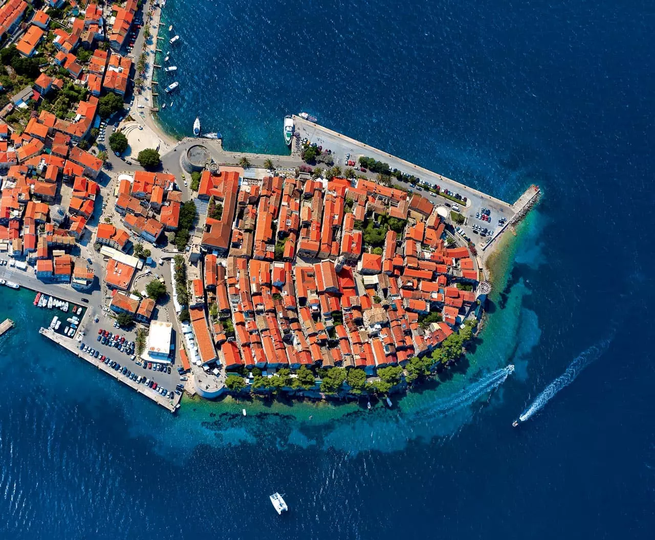 Grad Korčula: 20.000 godina života pored mora