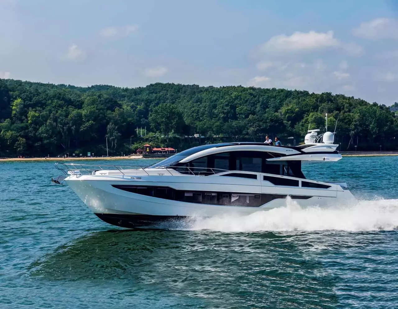 Galeon 650 Skydeck na testu: Zabava na moru