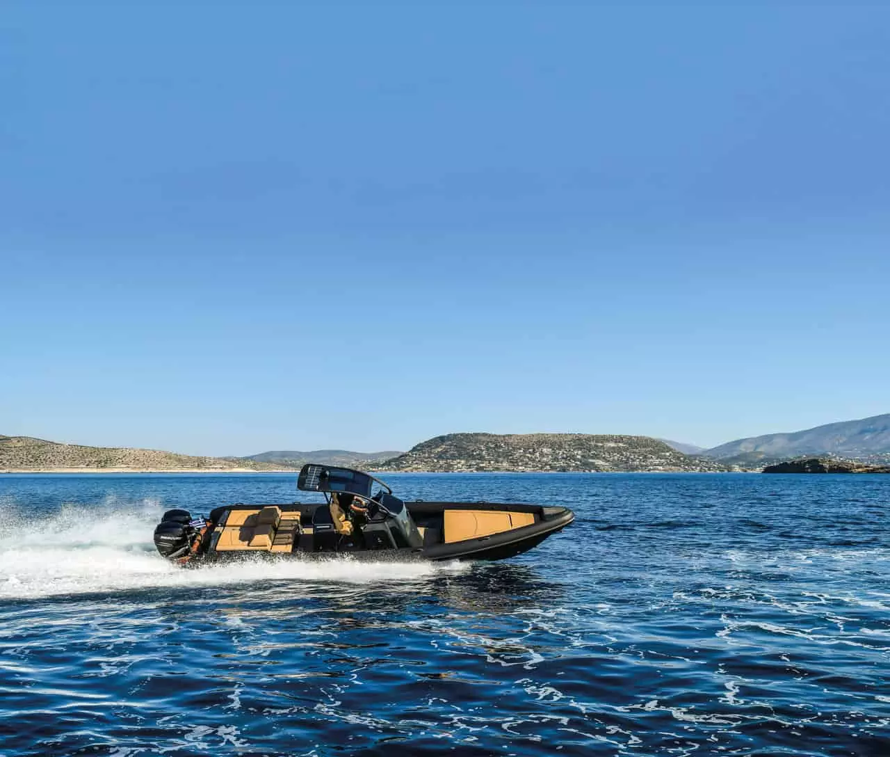 Ribco Seafarer 36 na testu: Čistokrvna jurilica