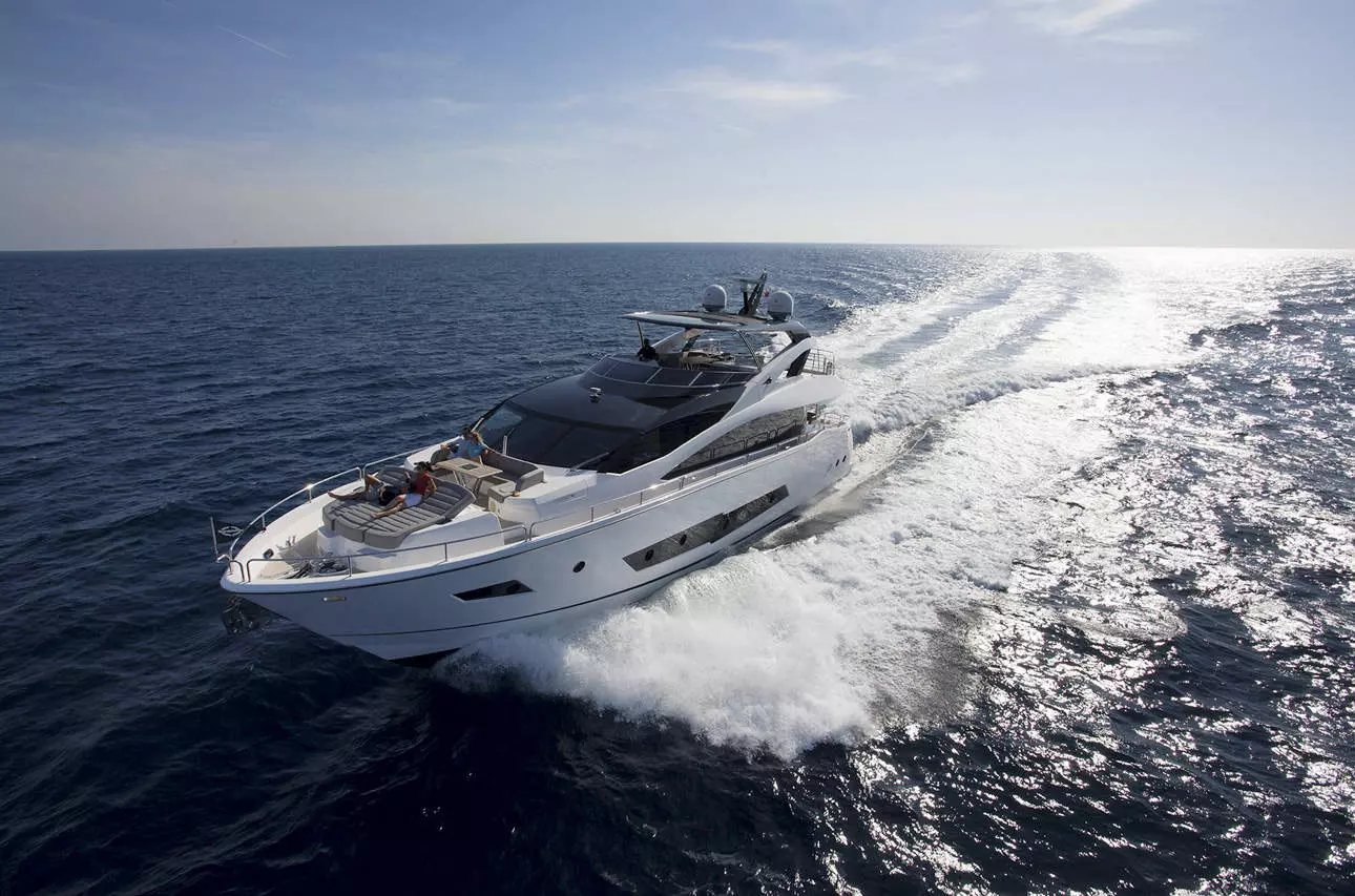 Sunseeker 86 Yacht na testu: Luksuzna long range jahta