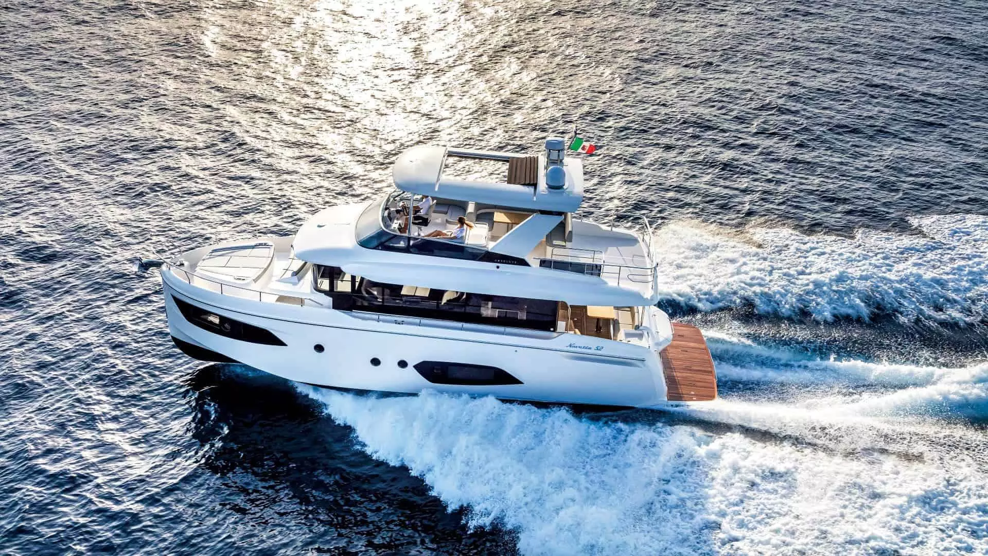 Absolute Navetta 52 na testu: Velika mala jahta