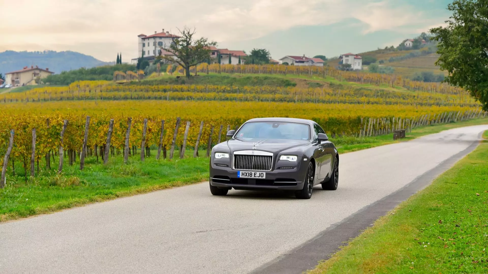Rolls Royce Wraith Luminary: Engleski gospodin