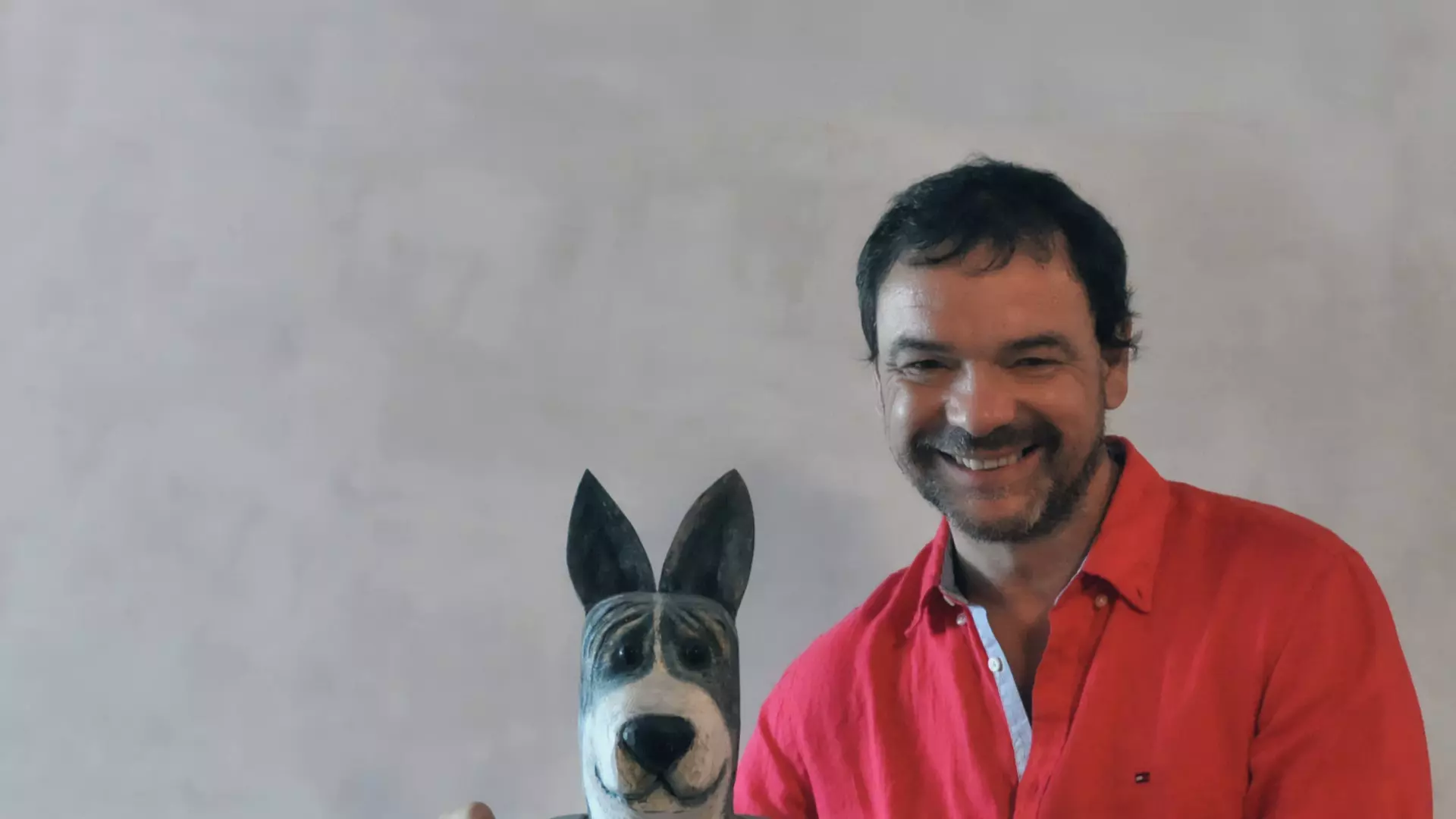Neno Mikulić: Figurativnost protkana humorom