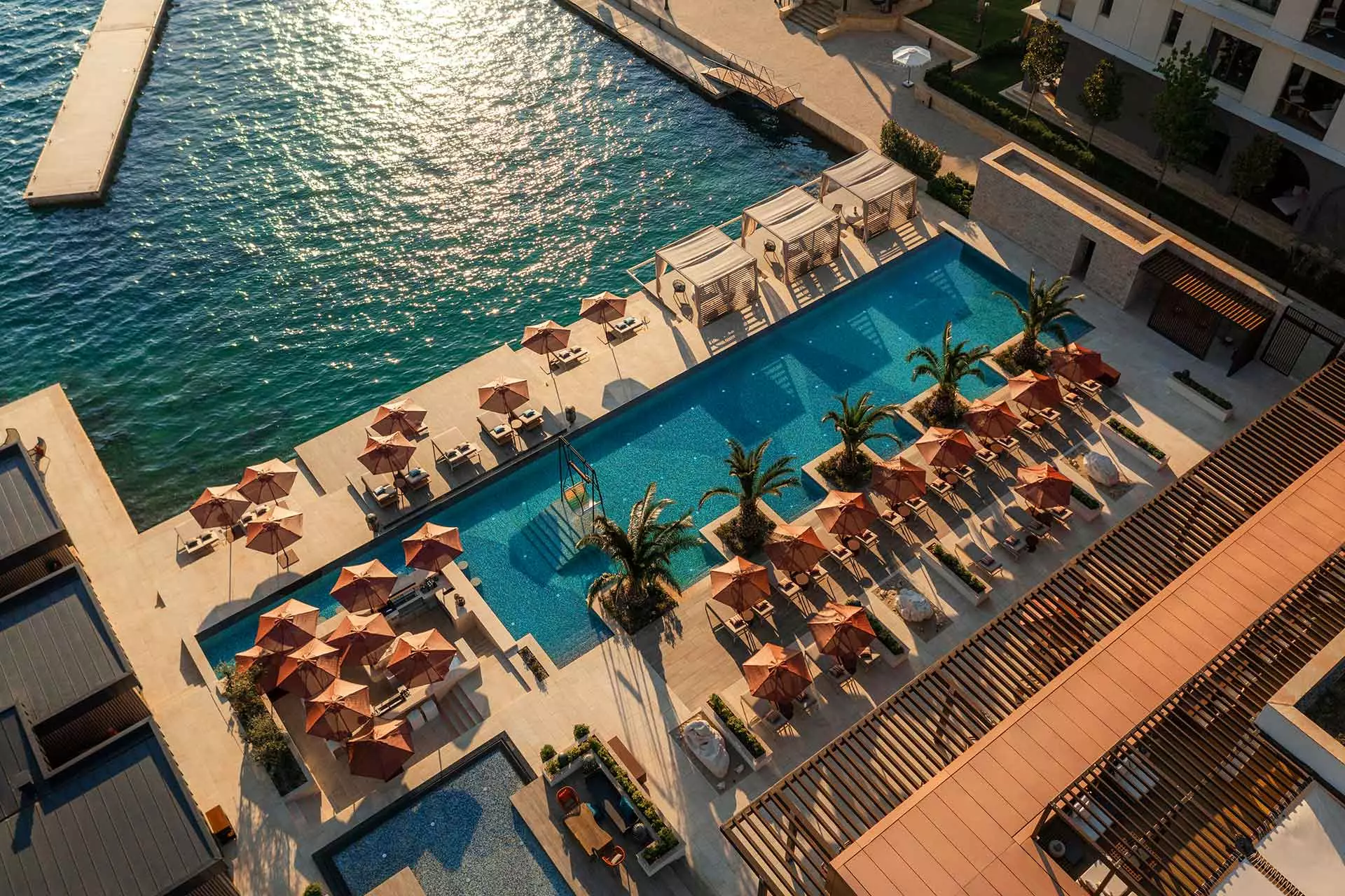 Glamurozni klubovi na plažama Crne Gore