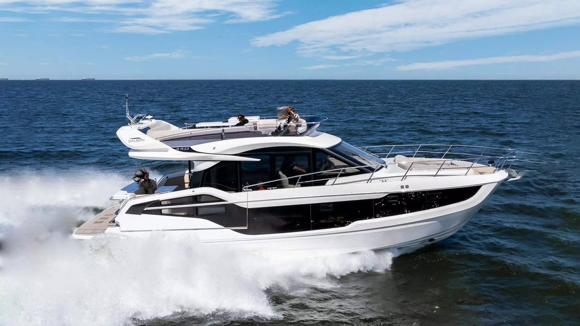Yacht Centar Baotić: Galeon 440 Fly dostupan odmah