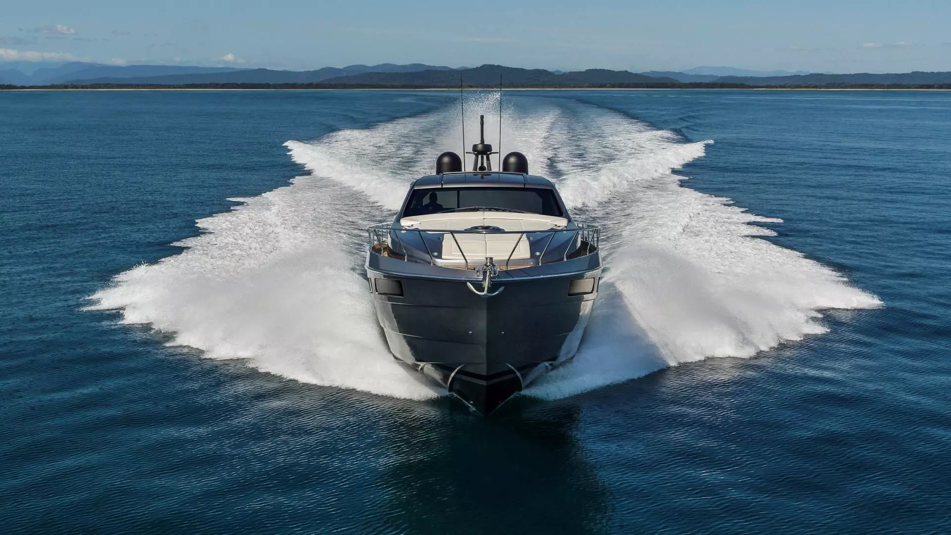 Pershing 6X na testu: Dinamična strijela