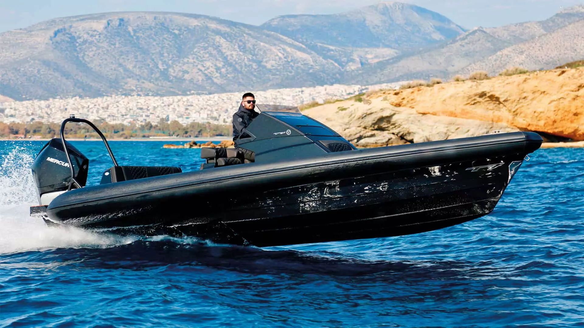Technohull T7 na testu: Mini Techno