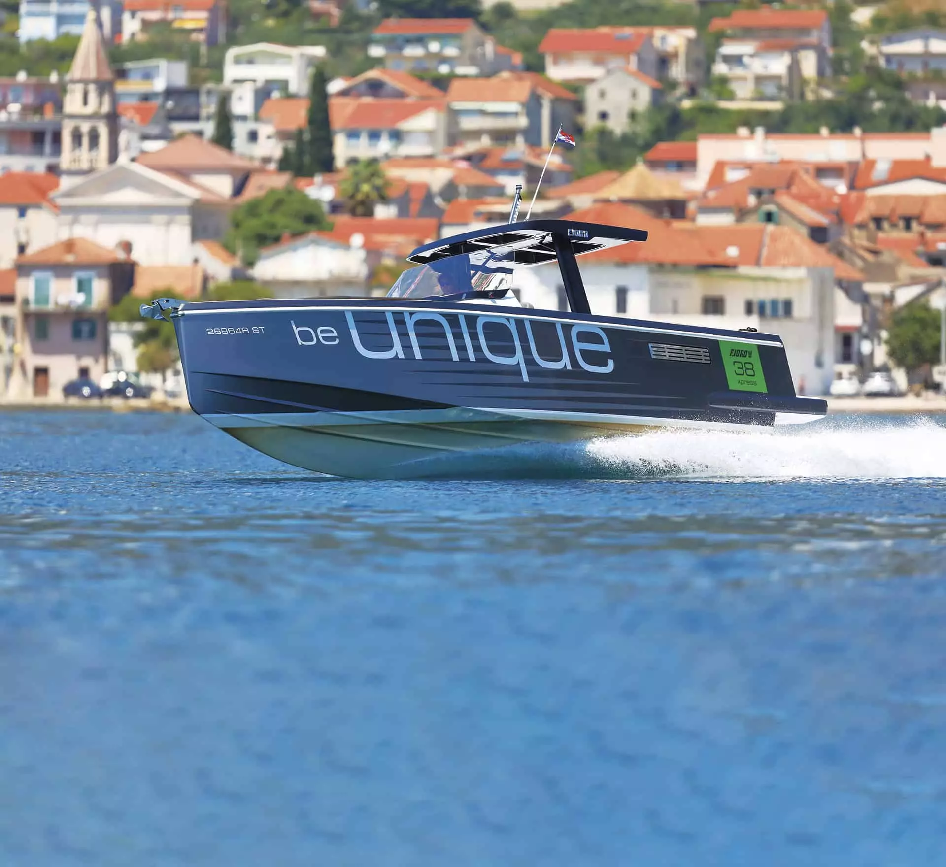 Fjord 38 Xpress na testu: Idealan brod za Jadran