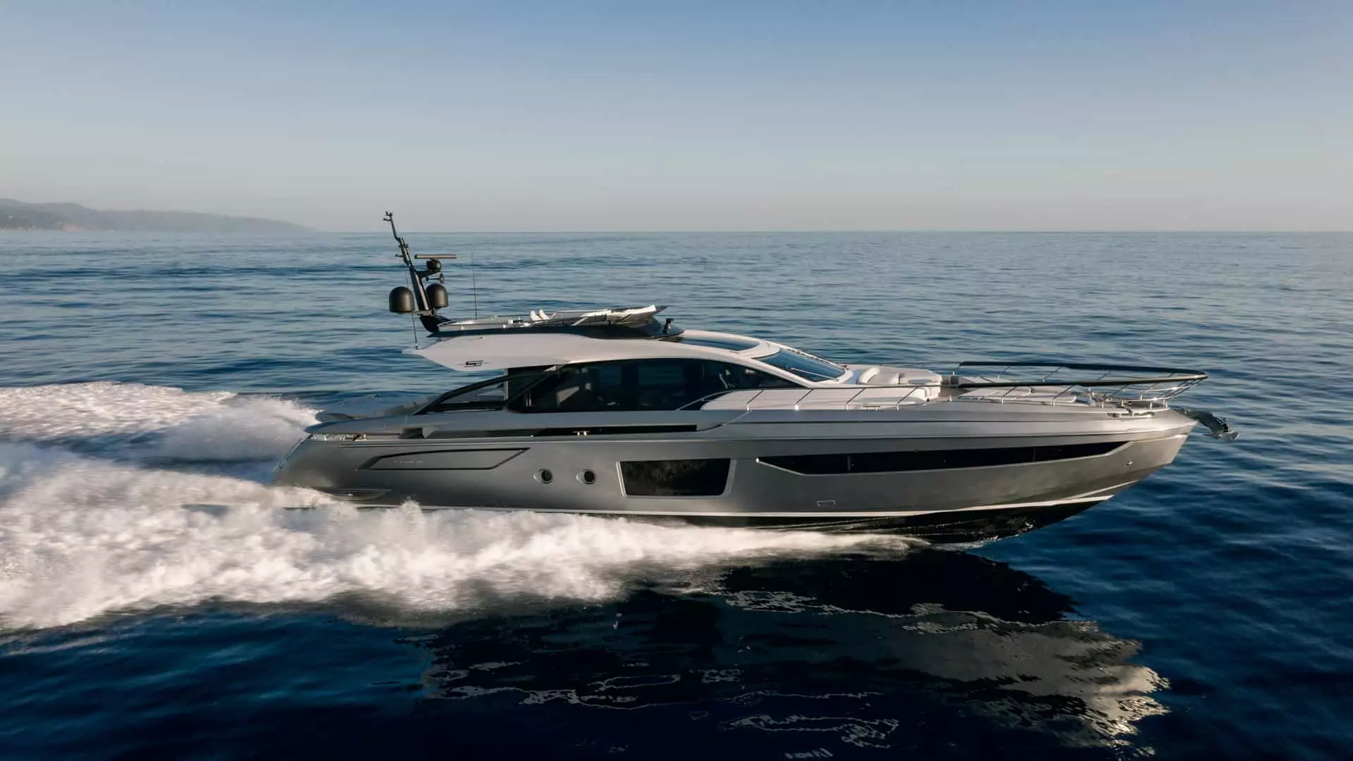 Azimut S8 na testu: Savršena sportska jahta