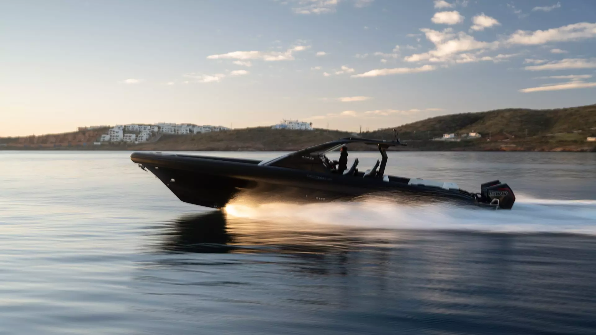 MennYacht Grupa slavi jubilej Internautice uz svjetsku premijeru modela Technohull Alpha 45