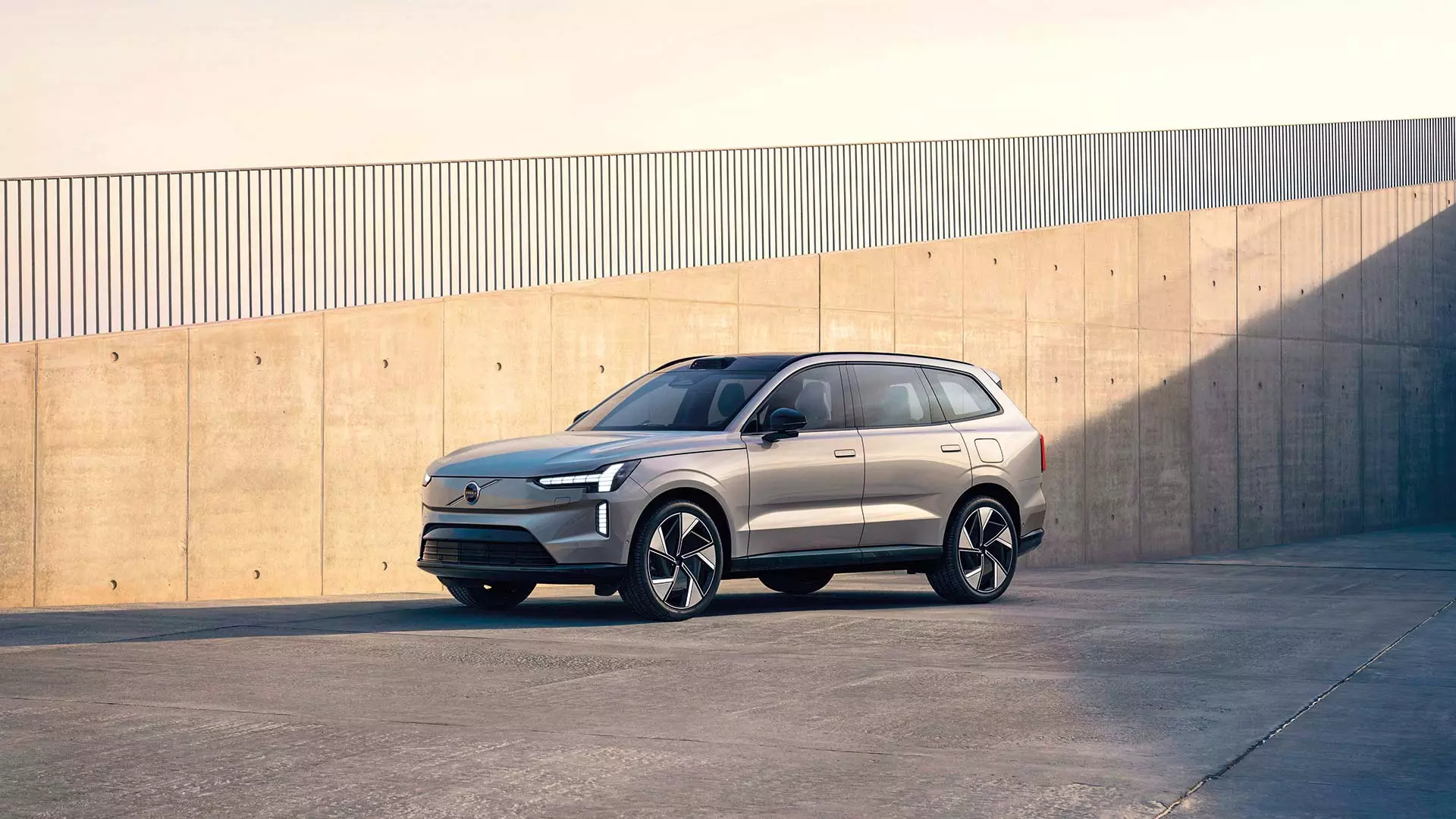 Volvo EX90 predstavlja početak nove ere