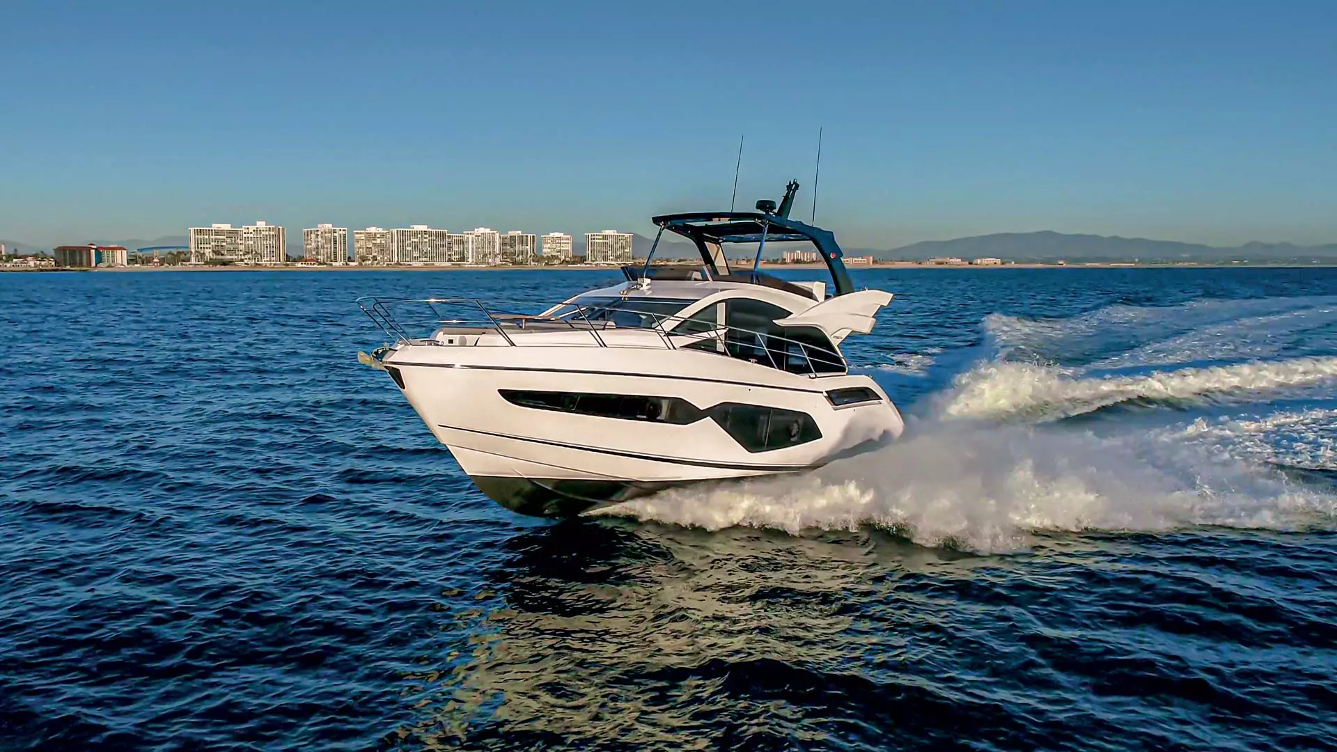 Sunseeker Manhattan 55 na testu: Usavršena perfekcija