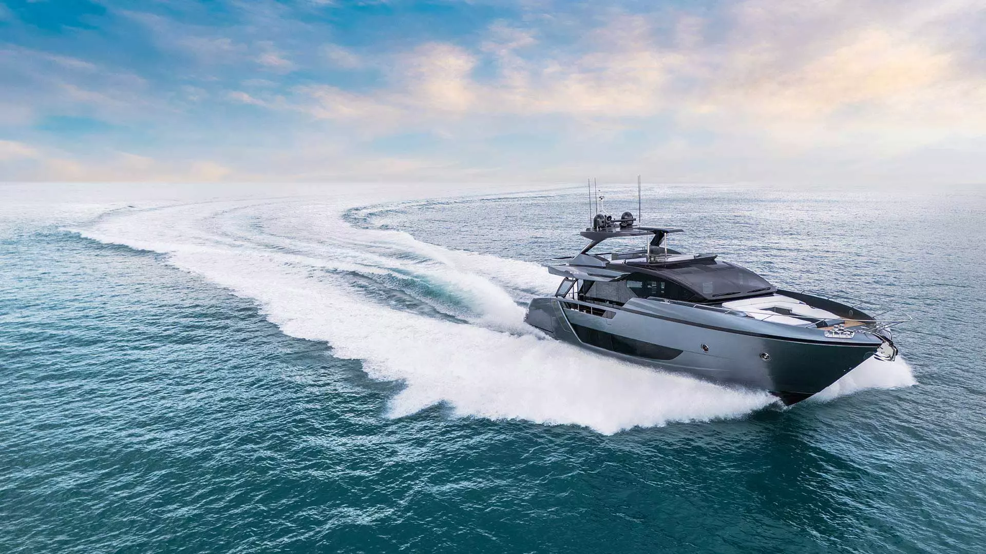 Riva 82 Diva na testu: Flybridge koji čini razliku