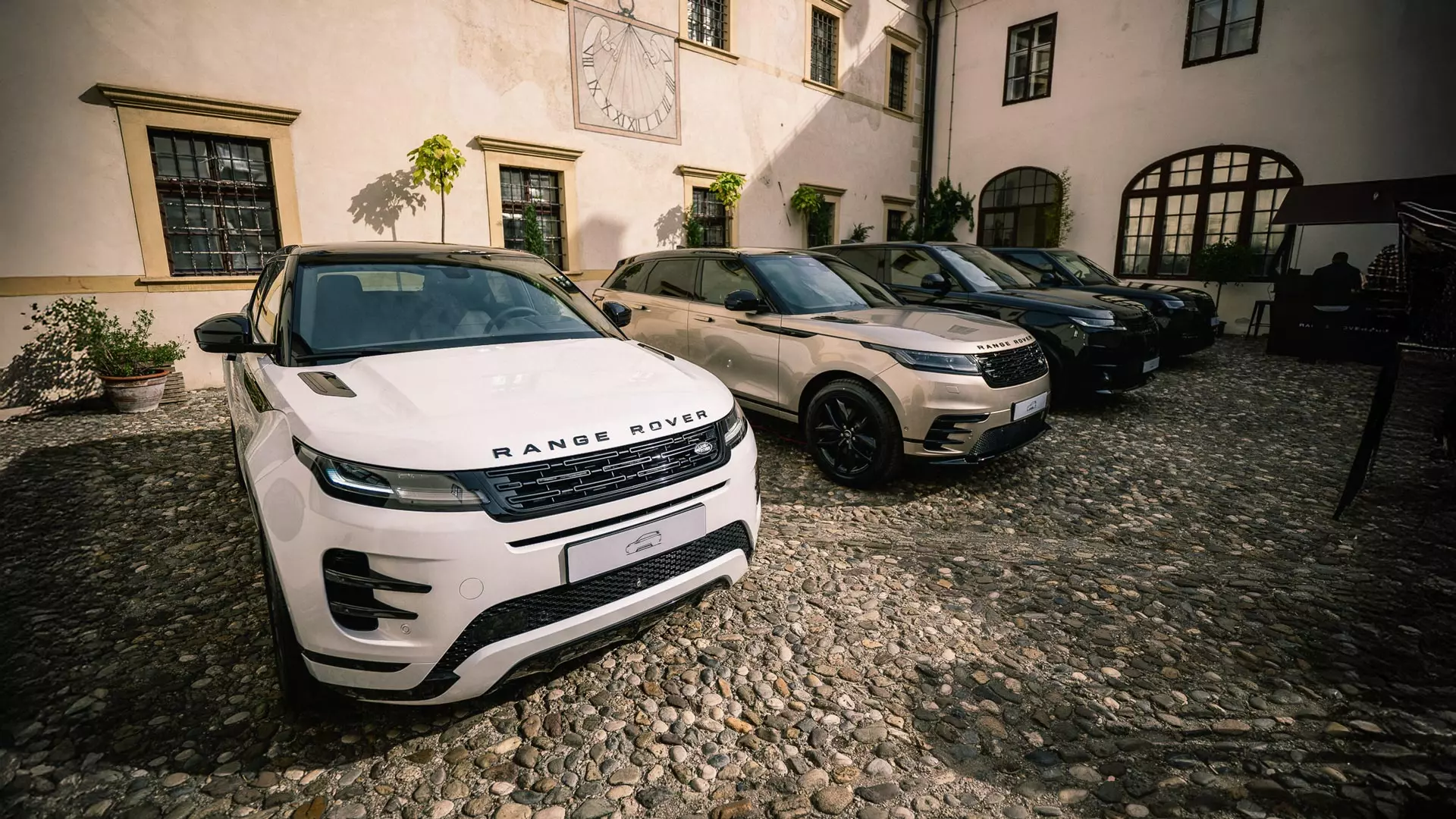 Range Rover donio duh Londona u Zagreb